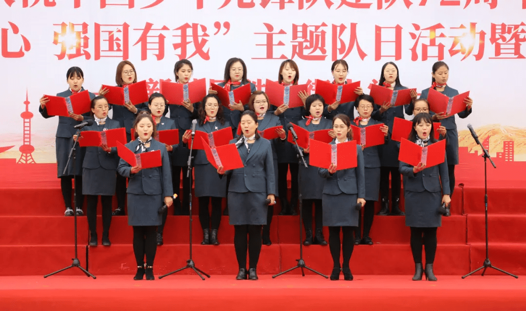 力争胜利的队伍将上演怎样的精彩表演才能博得掌声？的简单介绍